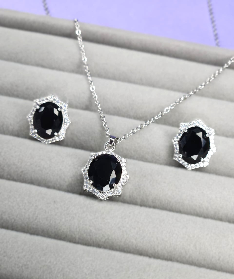 Midnight Elegance Black Crystal Jewelry Set - Silver Tone