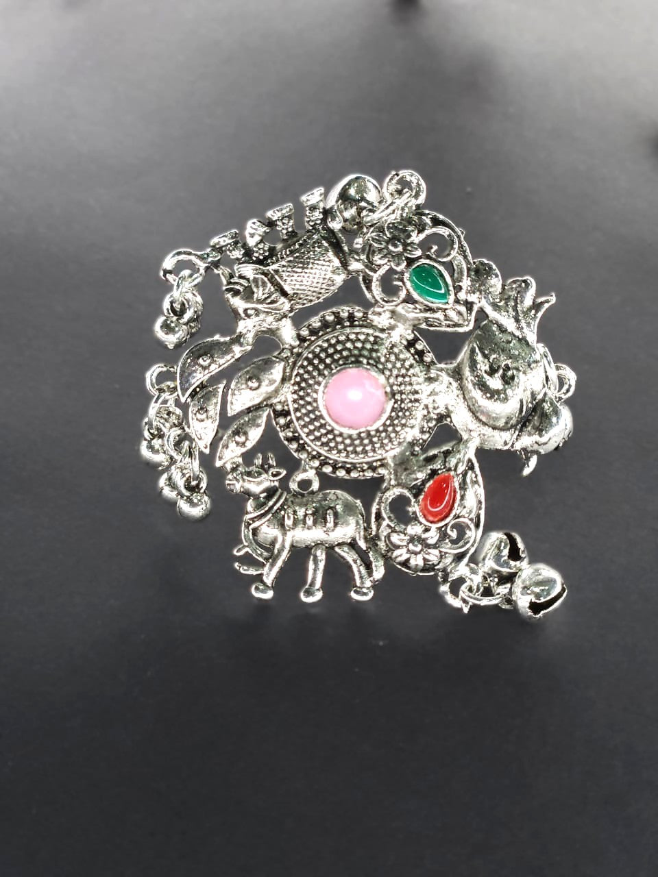 Heritage Camel Motif Oxidized Multicolor Statement Ring