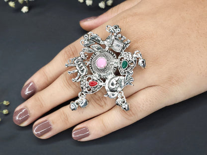 Heritage Camel Motif Oxidized Multicolor Statement Ring