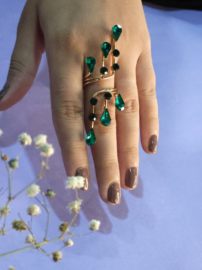Emerald Vines Finger Statement Ring