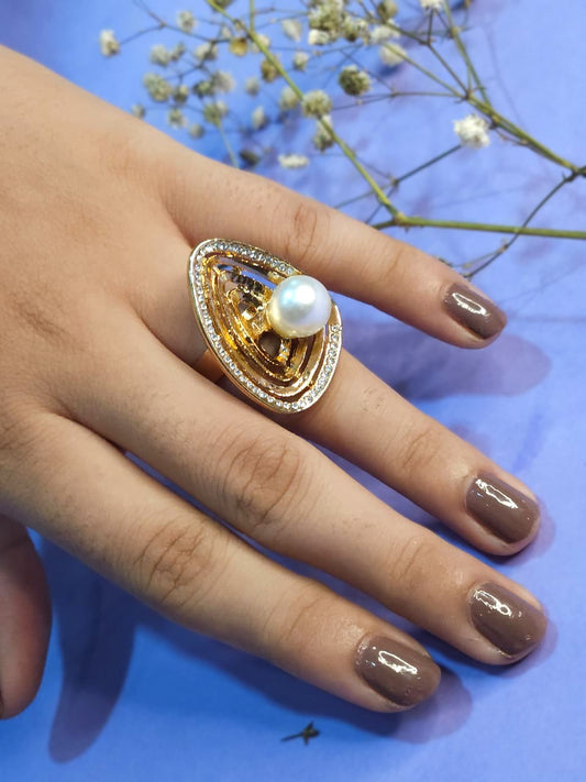 Golden Conch Pearl Adjustable Ring
